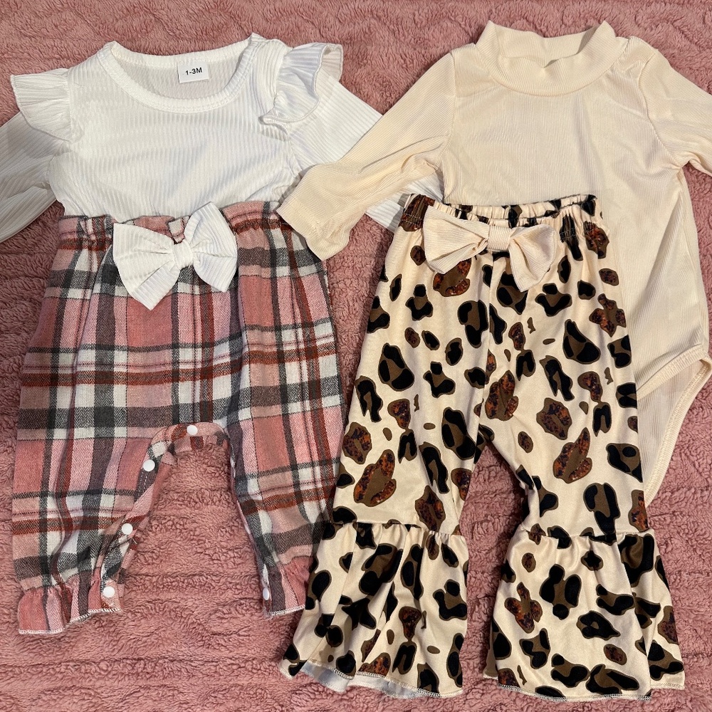 BABY CLOTHES ( 2 sets of clothes)